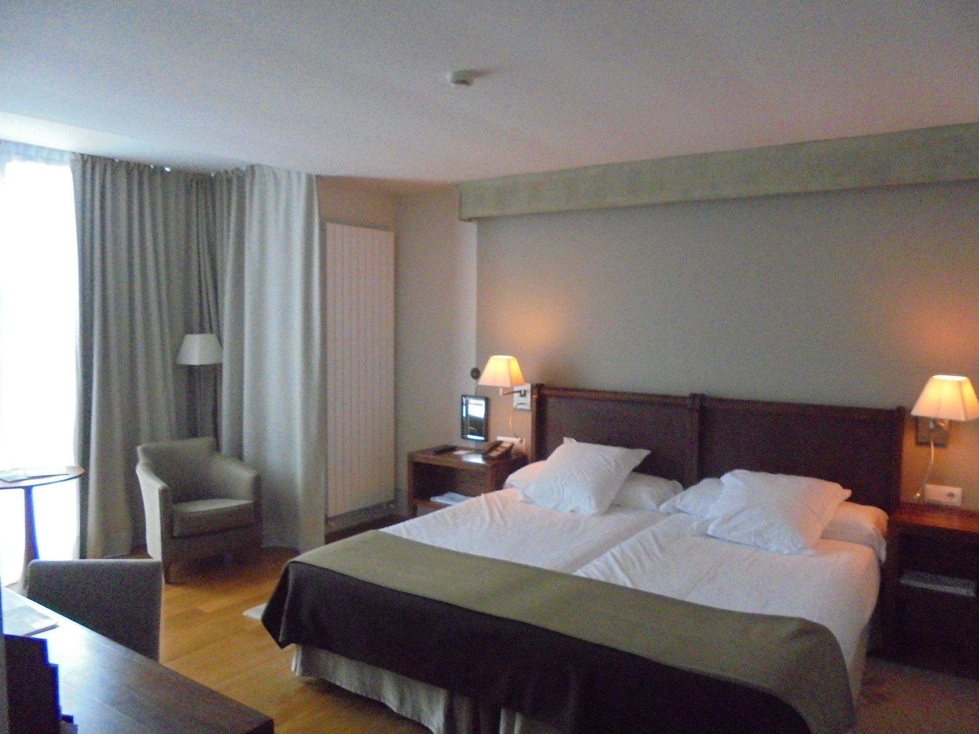 Parador De Argomaniz Екстер'єр фото
