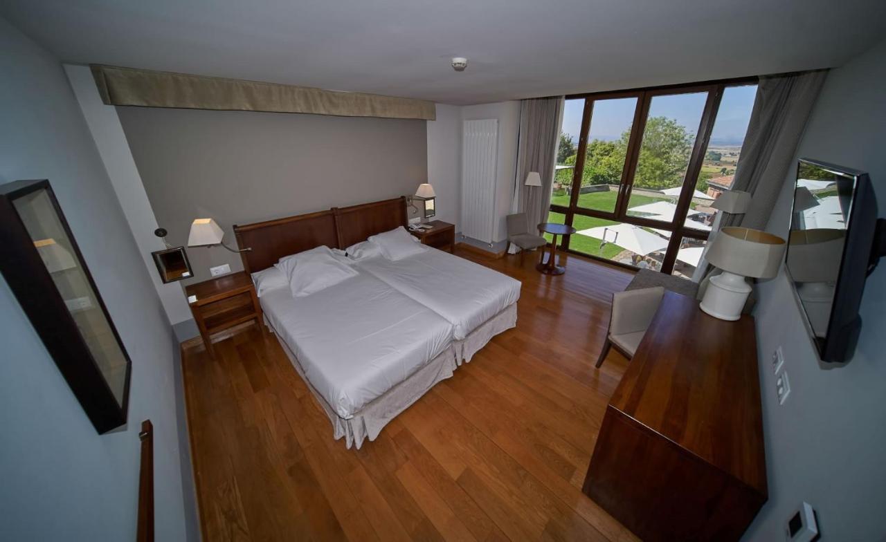Parador De Argomaniz Екстер'єр фото